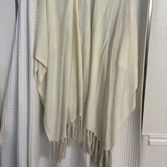 Fringed Merona Wrap - Picture 1 of 5